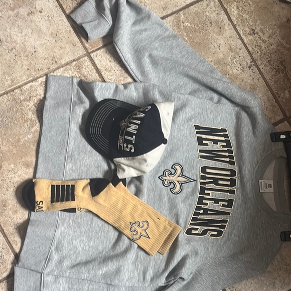 New Orleans Saints Sweatshirt Hat and Socks Set